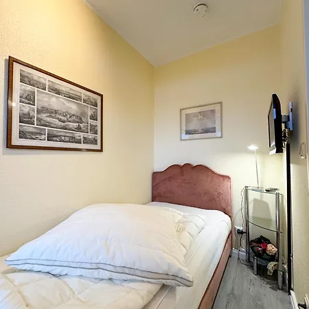 Lord Nelson 403 كوكسهافن